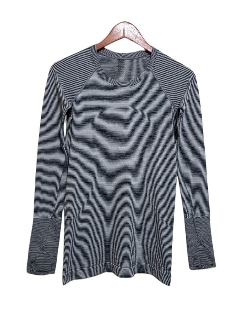 lululemon Swiftly Tech Long Sleeve 2.0 Wee Are From Space White Size 6
